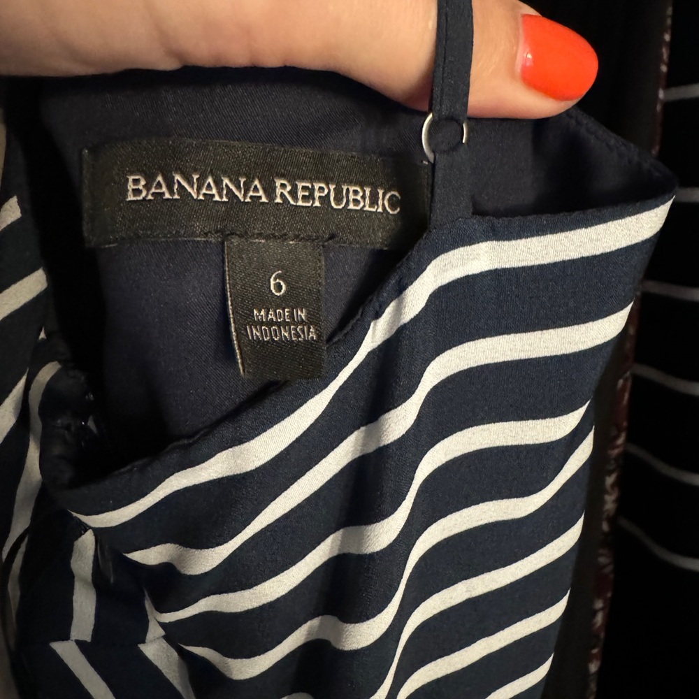 Banana Republic Navy and White Striped Faux Wrap Summer Dress Size 6 - Picture 5 of 7